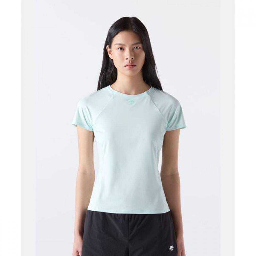 

DeScenTe Женская облегающая футболка с коротким рукавом цвета мяты MNT0MINT/100