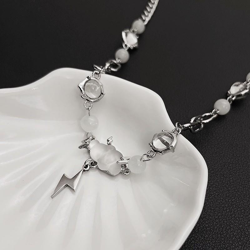 Women's Cloud Lightning Cat's Eye Stone Necklace - Elegant Cold Style Clavicle Chain