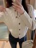 Cardigan lavorato a maglia grossa in lana con cavi e ricamo di pony vintage, maglione invernale da donna con scollo rotondo.