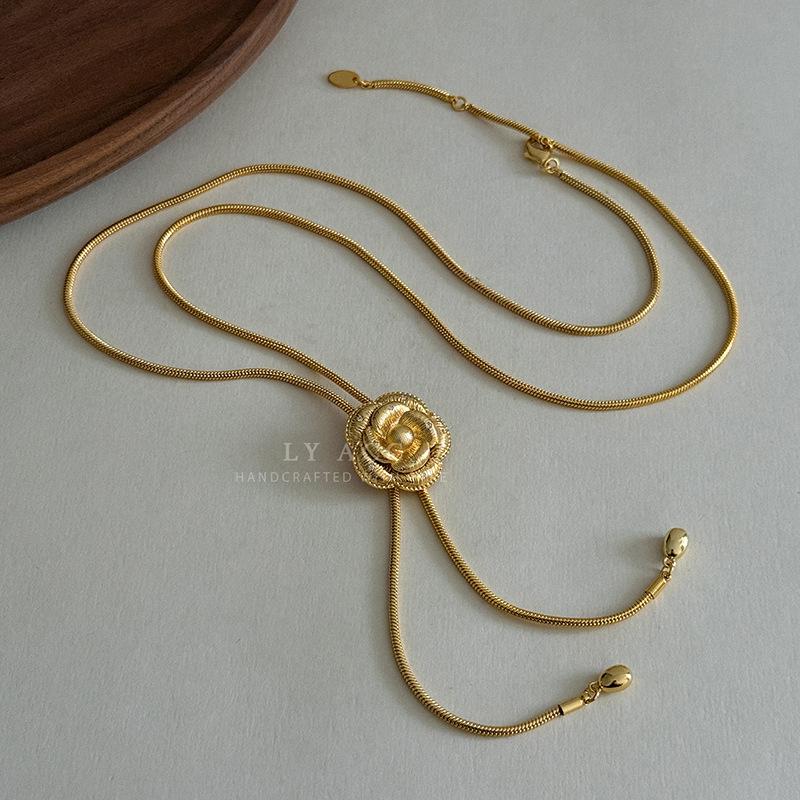 Retro Gold Rose Pullable Collarbone Chain Neck Chain Extension Premium Light Luxury Stud Earrings Exquisite Fashion Earrings