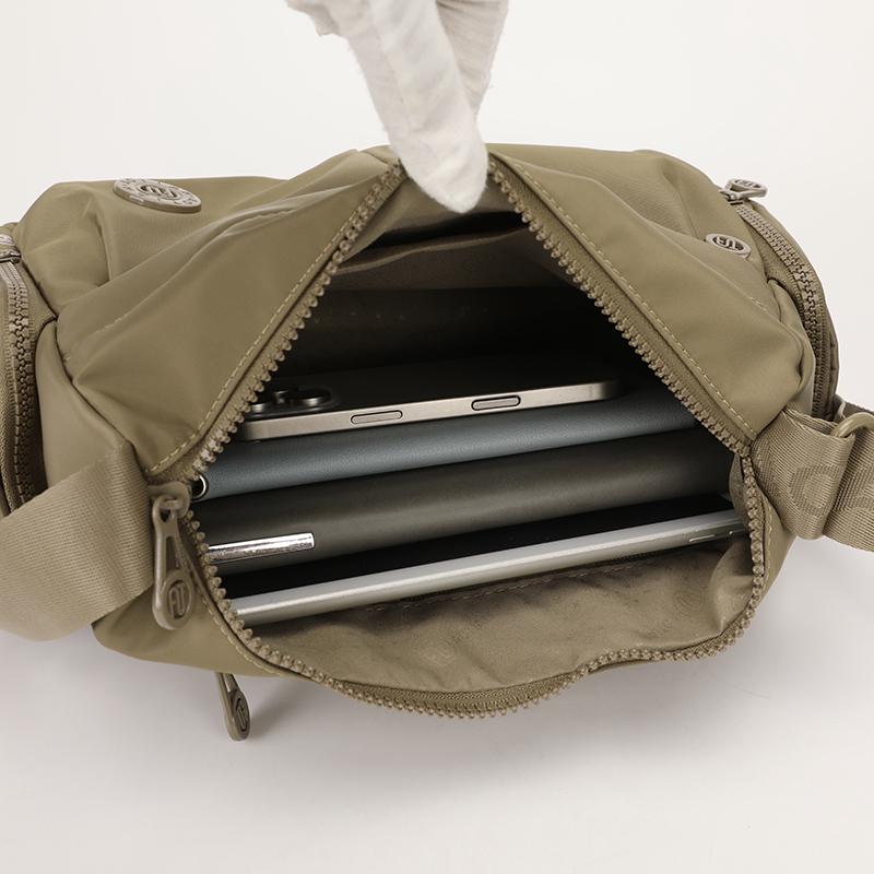 Borsa a Spalla Singola Grande Capacità Leggera Casual da Donna in Nylon Impermeabile Zaino da Pendolare Borsa a Tracolla
