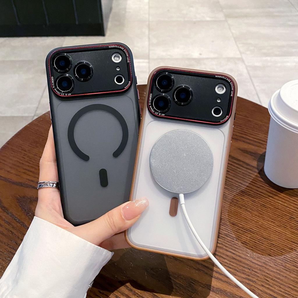 Leica Magnetic Suction Is Suitable for The Matte Touch Phone Case of IPhone 17 and The Anti Drop Protective Case of Apple 17 Promax