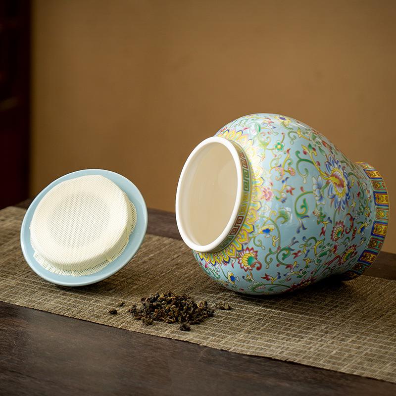 Chinese Ceramic Tea Leaf Airtight Jar with Enamel-painted General Jar Decoration High-end Candy and Coffee Beans Storage Bottle