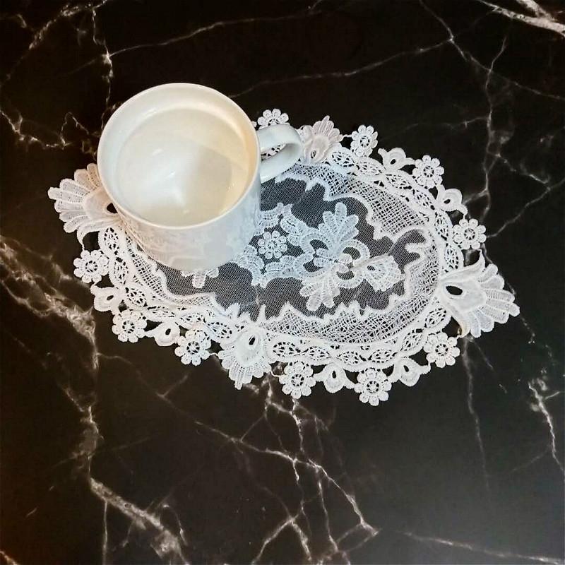 British Style Lace Embroidered Oval White Placemat Coaster Bedroom Balcony Coffee Cup Wine Cover Cloth Banquet Party Decoration