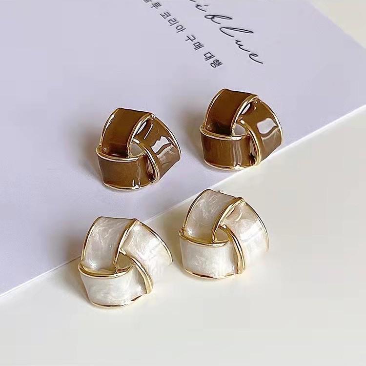 

High-End Enamel Drip Stud Earrings: Autumn/Winter 2021 Trendy Niche Design