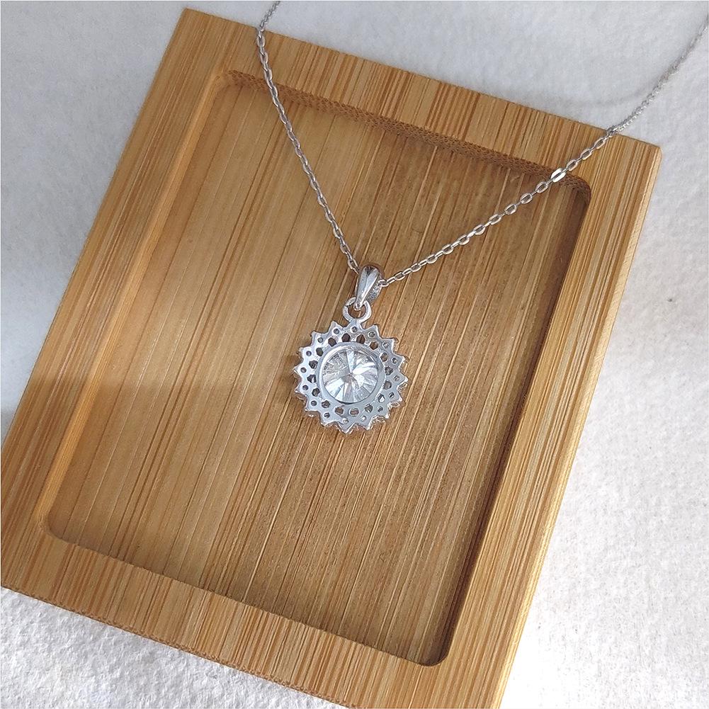 2 Carat Sunflower Moissanite Choker - S925 Sterling Silver Women's Necklace