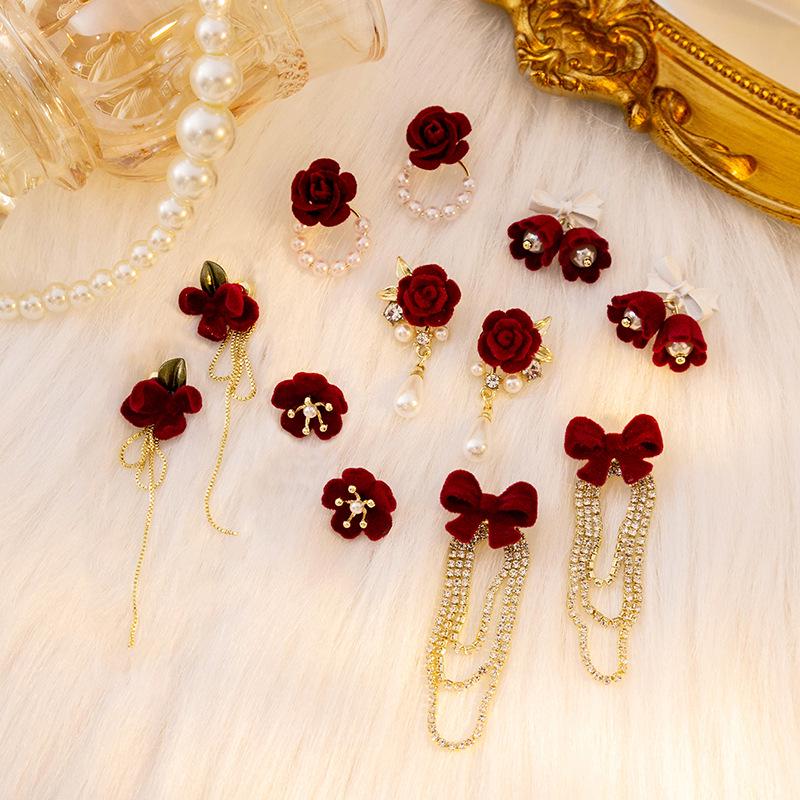 Silbernadel Herbst/Winter Rote Schleife Perle & Rose Kette Ohrringe