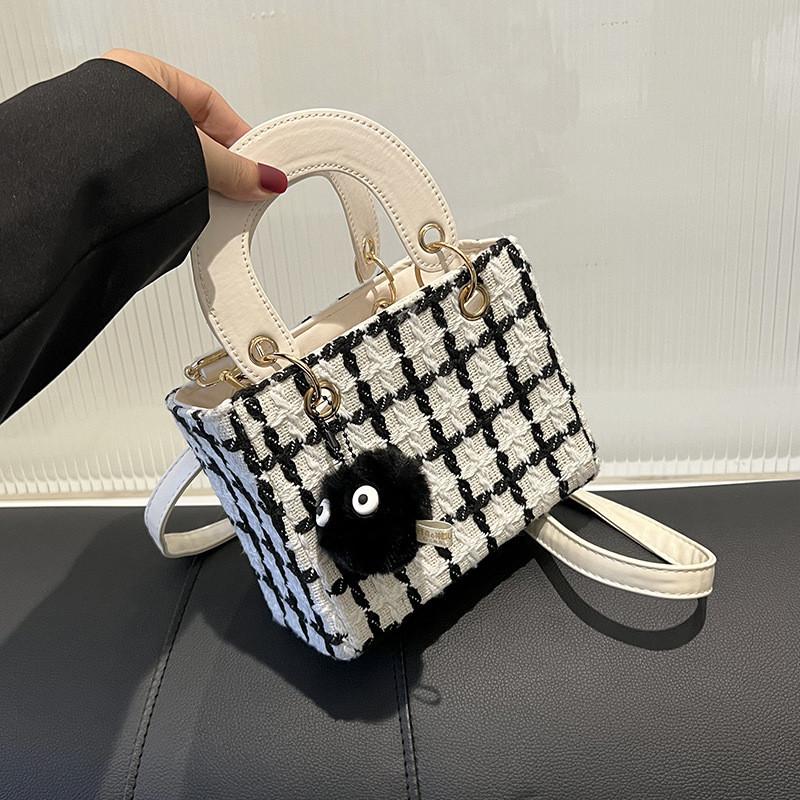 Wool Blend Girl Shoulder Bag With Plaid Pattern For Casual Daily Use