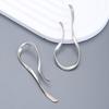 Retro Übertriebene Geometrische Asymmetrie Verzerrung Linie Metallnieten Ohrstecker für Damen Trendiger Rock Korea Ohrring Schmuck Geschenke