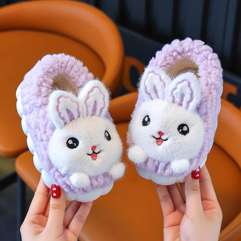 

Детские зимние тапочки Princess из нескользящего хлопка с теплым мехом для девочек и малышей Size 22/23 фиолетовый