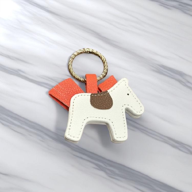 Magnetic Hat Clip Luggage Hat Clip Multifunctional PU Backpack Luggage Hat Companion Clip Suitable for Travel Luggage