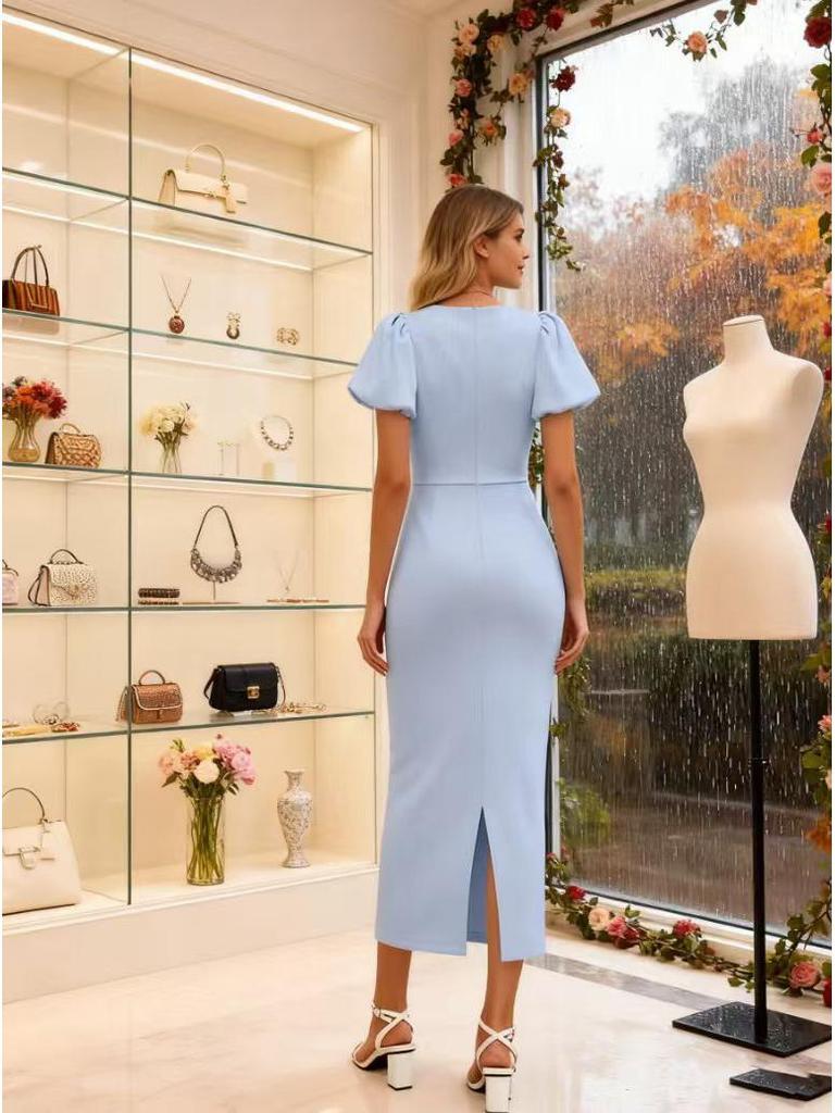 2026 Summer Elegance: High-End Slit Dress with Hip-Hugging Skirt