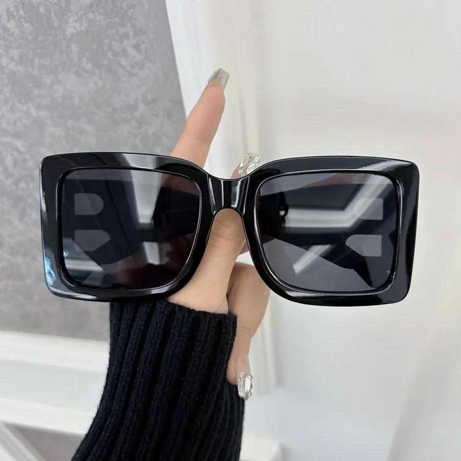 

Stylish Square Sunglasses Women Men Classic Retro Fashion Glasses Casual Female Male Other