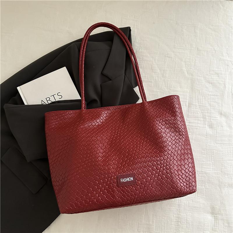 Fashion Solid Color Casual Sense Retro Women's Hand-held Woven Pattern Commuter Shoulder Underarm Tote Bag