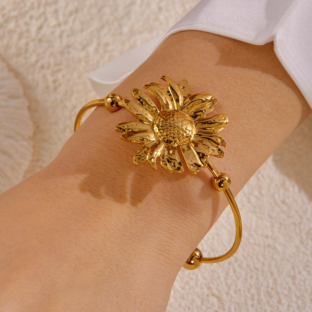 Vacation Style Stainless Steel Cuff Bangle for Women Gold Color Adjustable Conch Octopus Turtle Bracelet Beach Party Jewelry