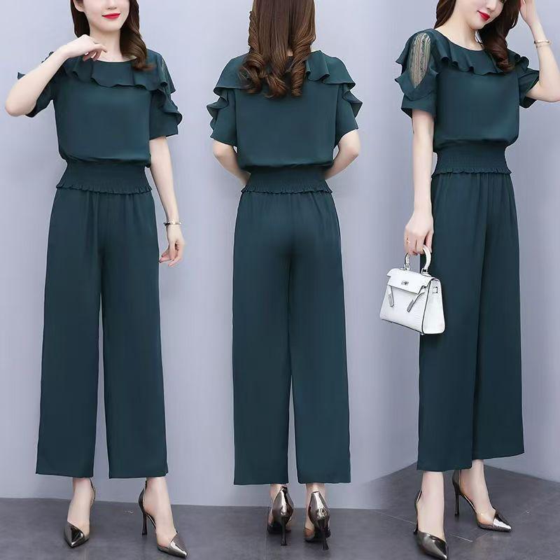 

Trendy Plus-Size Stylish Suit: Flattering Waist-Cinching Two-Piece Set for Summer XL зелёный