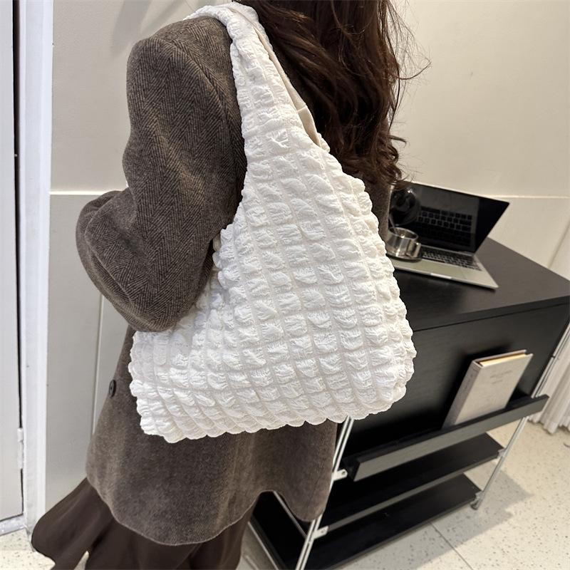 Small fresh bubble casual personality winter large capacity commute pleated portable shopping bag shoulder tote bag