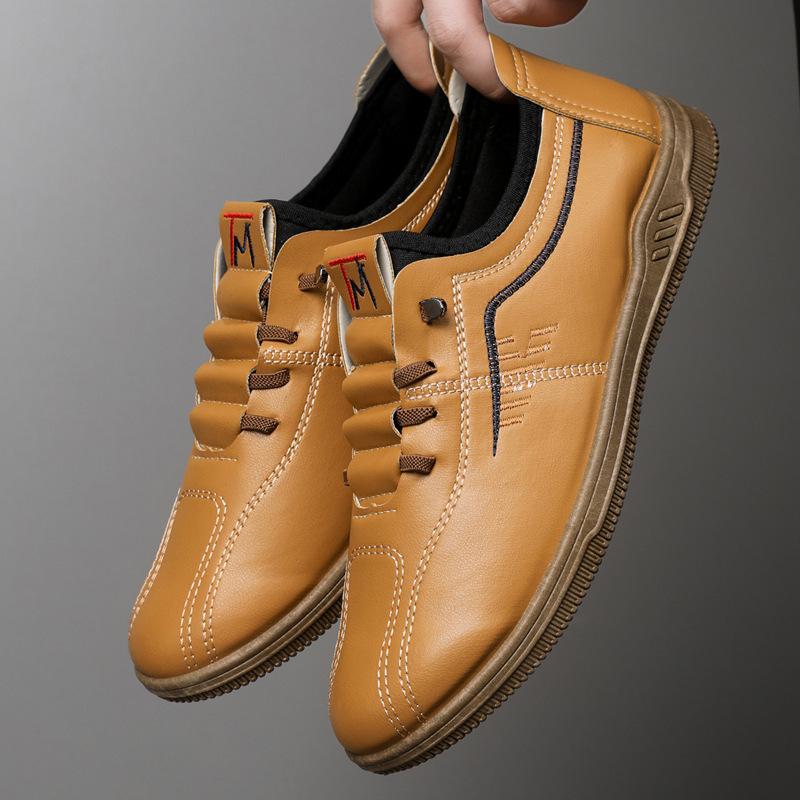 

Кожаная обувь Мужская повседневная обувь Легкая обувь Мягкая подошва Кожаная обувь Универсальная модная обувь для скейтборда 44 коричневый