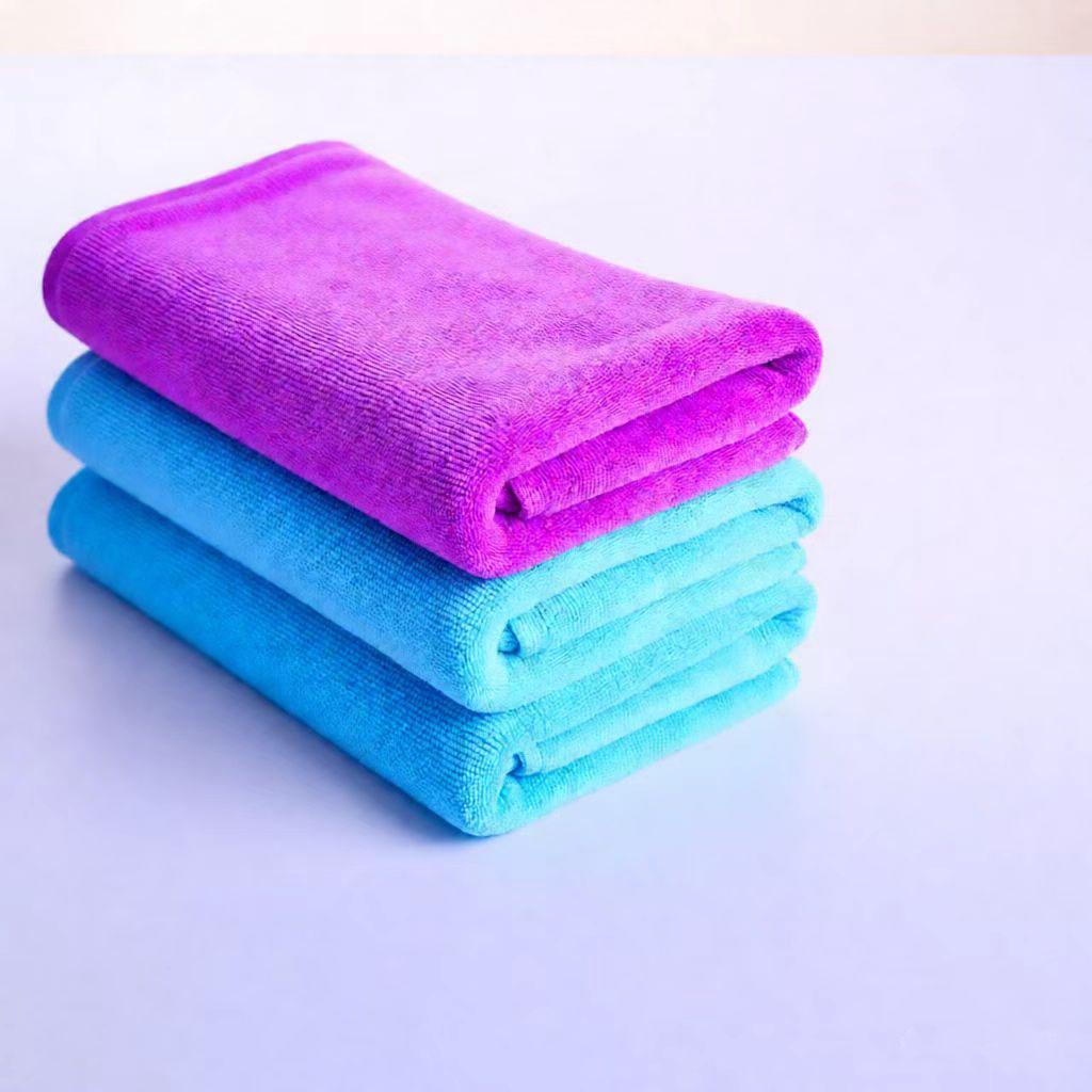 Thickened Microfiber Salon Towel: No Shedding, Highly Absorbent, Multi-Purpose for Drying and Cleaning