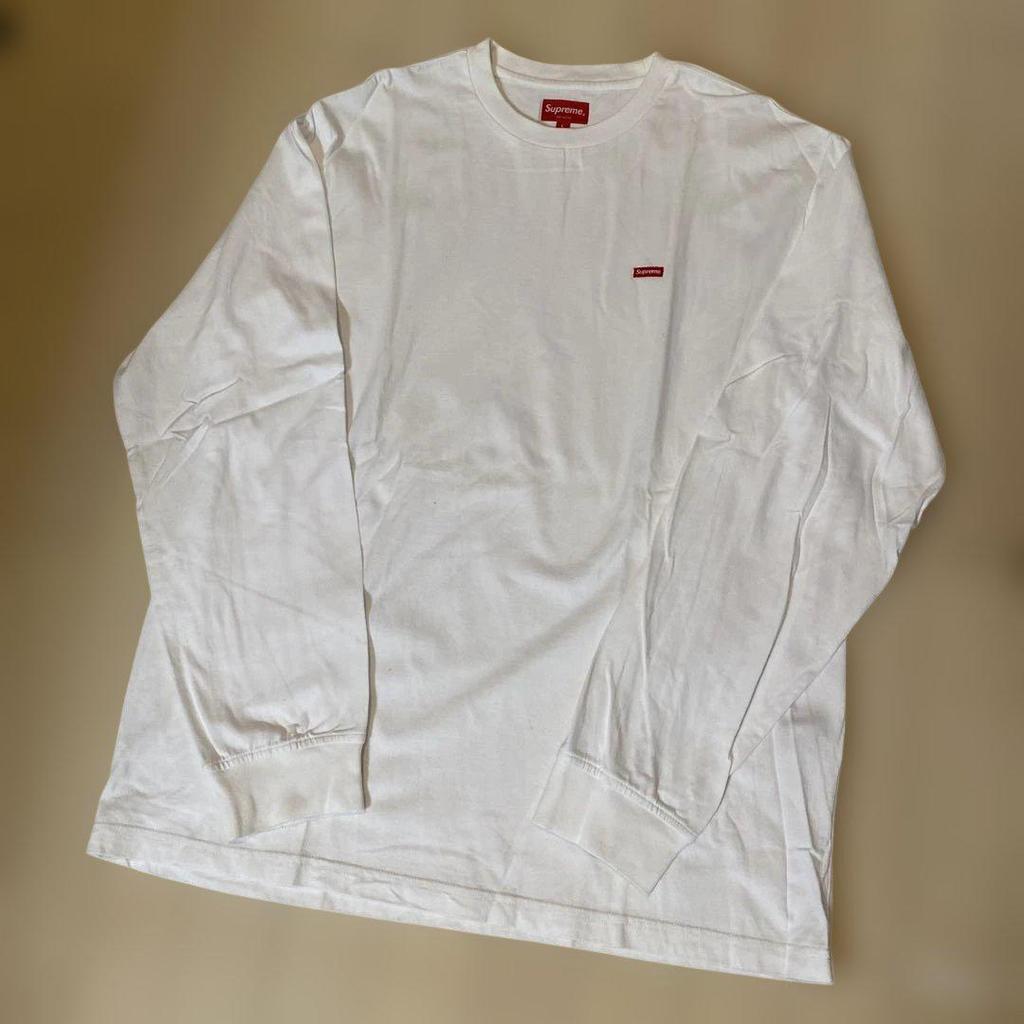 [USED] BTS Jungkook wears Supreme Small Box L/S Tee