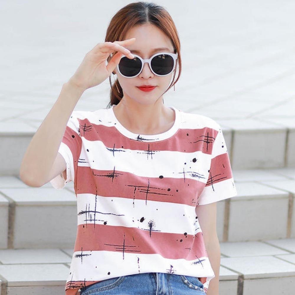 Plus Size Women's Short Sleeved T-shirt Striped Round Neck Top
