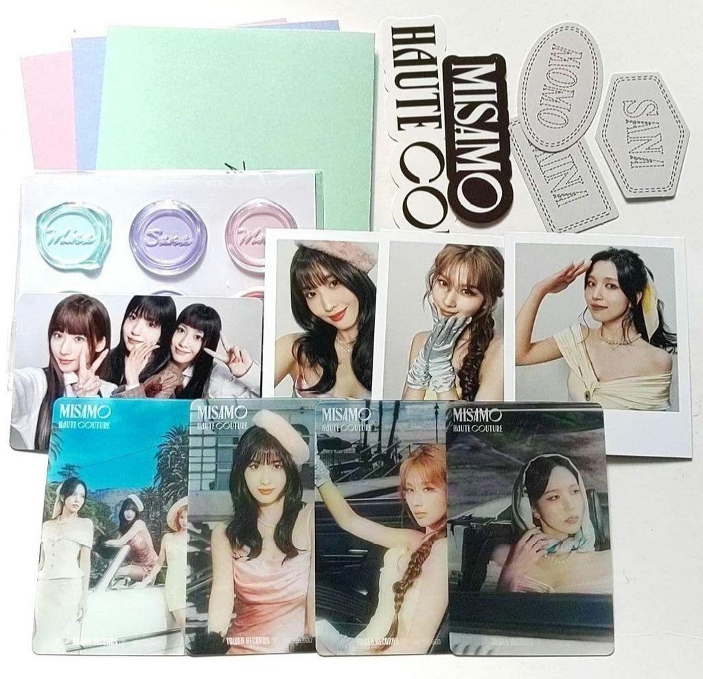 [USED] TWICE ~ Deluxe Edition MISAMO HAUTECOUTURE No serial number