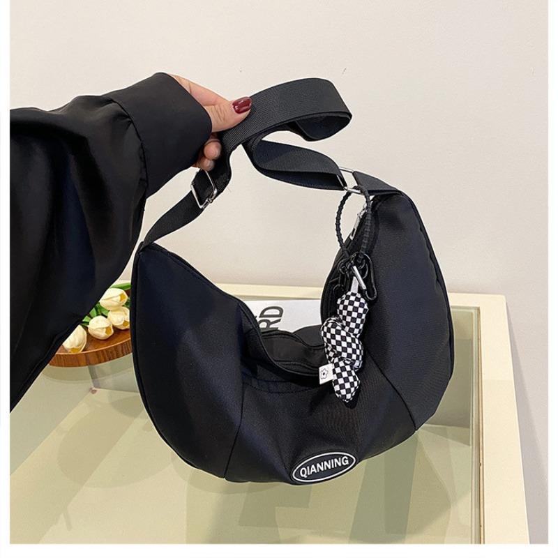 Niche Fresh Women Bag Campus Fashion Versatile Large Capacity Dumpling Bag Spring New Shoulder Crossbody Bag