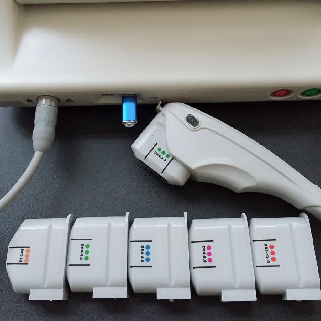 Ulformula1 HIFU ultrazvukový obličejový stroj proti stárnutí 10 000 snímků HIFU převodník / výměnná HIFU vložka na obličej