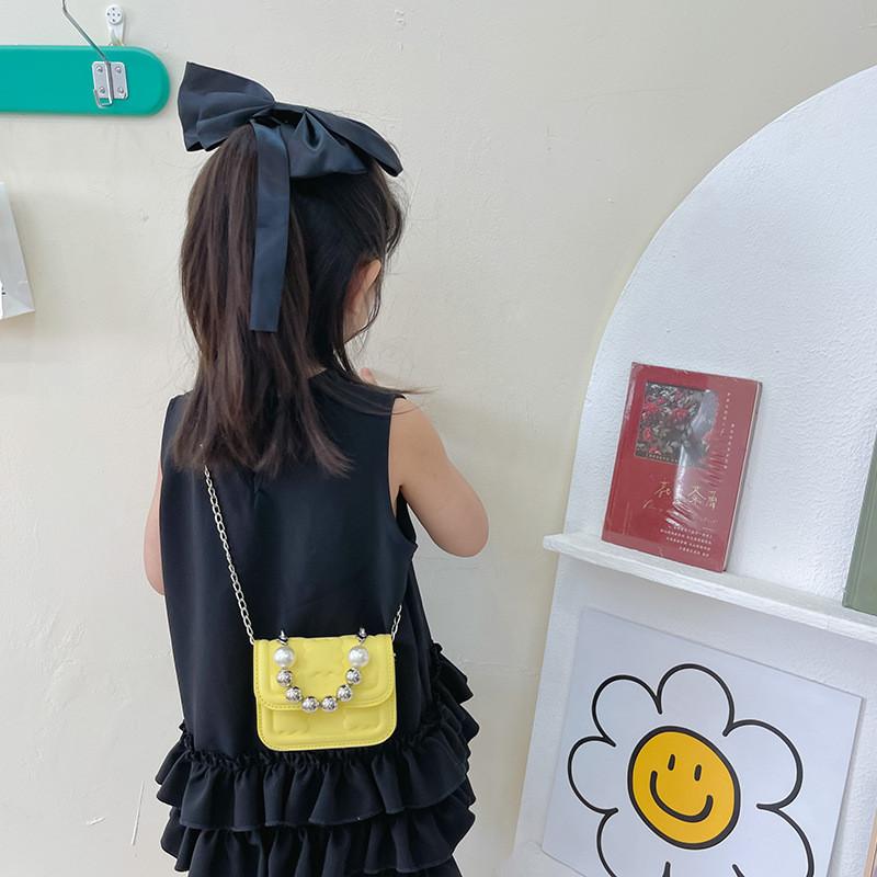 Stilvolle Mini-Kindertasche mit Perlenakzenten für trendige Outfits, ideal für Mädchen