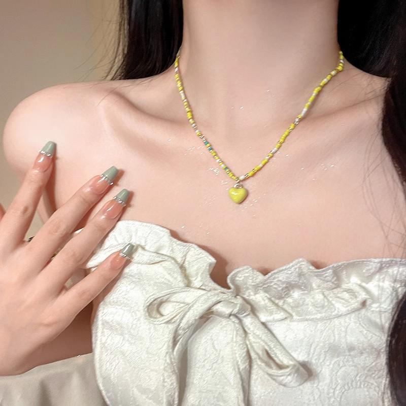Color Beaded Love Necklace Women's Summer New Design Sense Niche Temperament Collarbone Chain Accessories Alloy