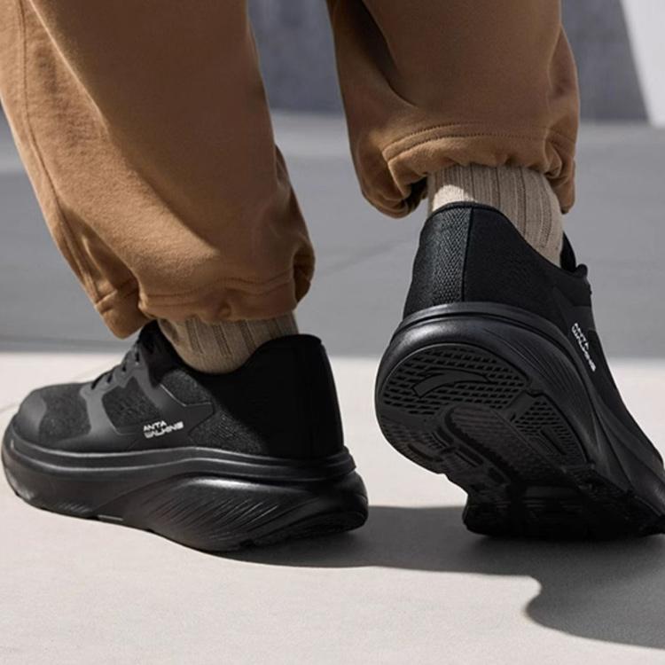 Anta Shunxing Lite Bequeme Vielseitige Rutschfeste Verschleißfeste Atmungsaktive Low-Top Trainingsschuhe Herren Sneaker Schwarz 112517793-9