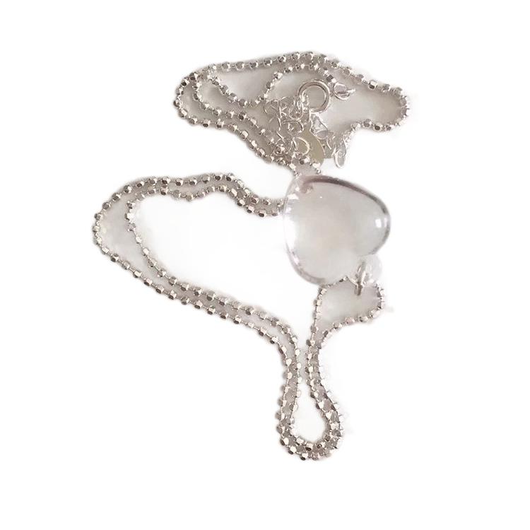 Korean Style Transparent Heart Pendant Necklace – Simple and Versatile Clavicle Chain for Women