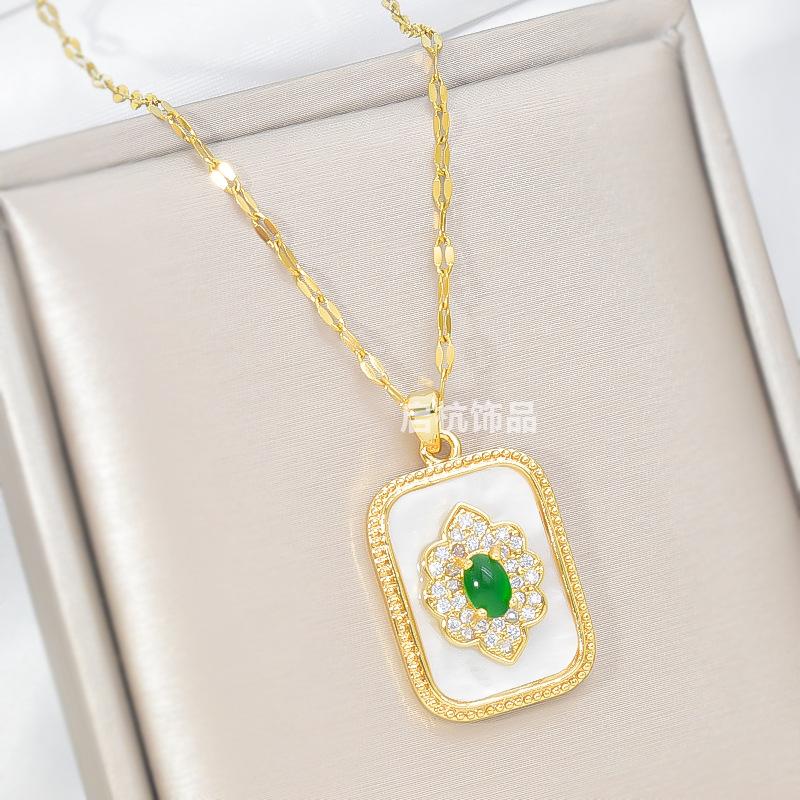 Emerald Square Necklace Women'S Retro National Tide Trend Inlaid Zircon Pendant Star Same Style