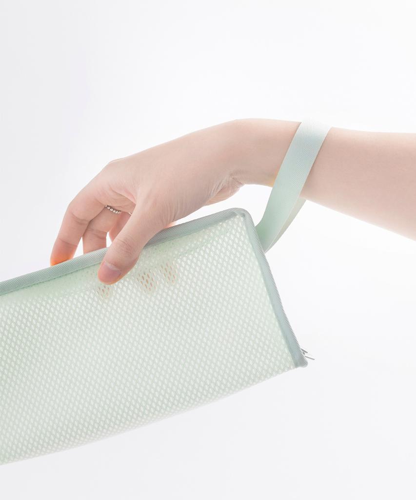 Trevelus Coated Mesh Pouch Cube Long