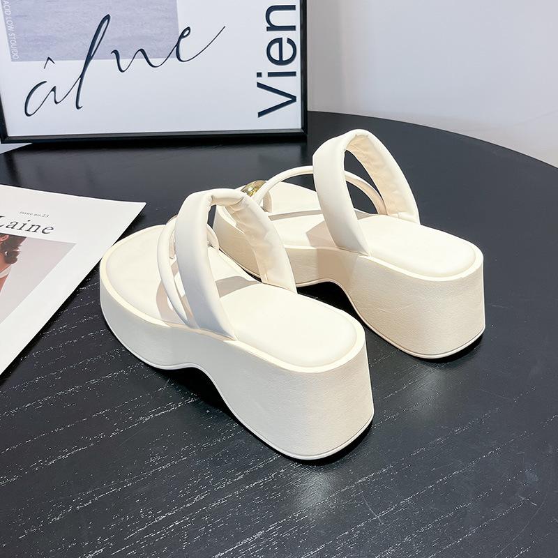 thick-soled heightening set of toe sandals for women's beach vacation style summer new slippers for women to wear muffin waterproof table slippers