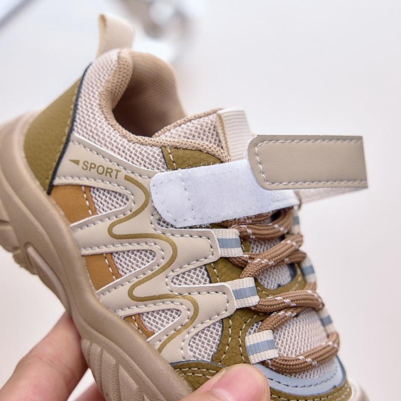Autumn Breathable Mesh Kids' Outdoor Sneakers, Boys' Soft-Sole Anti-Kick Casual Shoes, Comfortable Toddler Running Shoes.