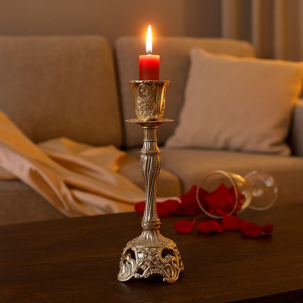 Retro Retro Candlestick Single-Headed Metal Candle Stand  Dinning Table Decorations