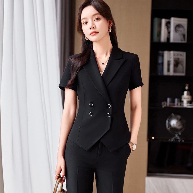 Premium Women's Summer Interview Blazer - Professional and Elegant Workwear