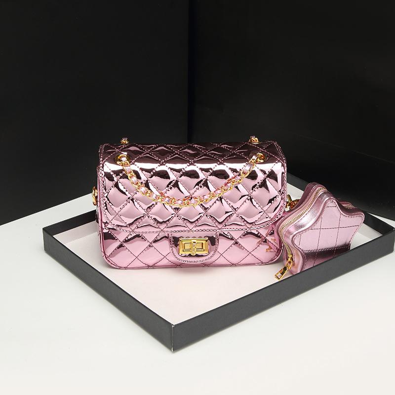 

Summer Fashion and Fashionable Small Fragrance Diamond Chain Bag for Women with Glossy Cool Design One Shoulder Crossbody Small Square Bag