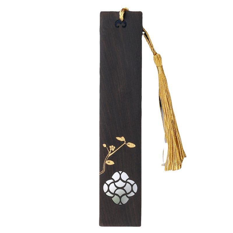 Golden Lattice Ebony Brush Bookmark: Retro Classical Gift for Students