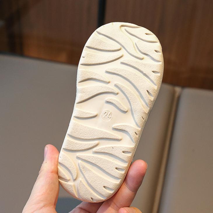 Kinderschuhe für Mädchen Schneestiefel Winter Plüsch Mädchenschuhe Fell Kind Jungen Outdoor Lederschuhe Rutschfeste Kurze Stiefel