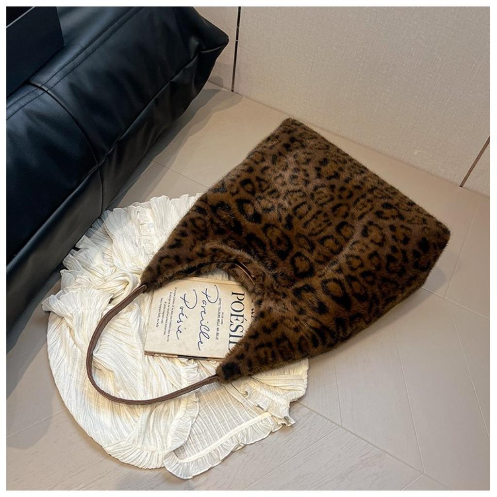Hobo Bag for Women Plush Black Leopard Print Single Shoulder Carry Daily Use