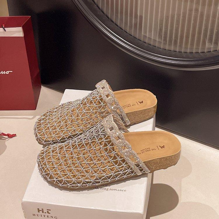 European and American fashion hollow woven bag head cool slippers women's 2025 new comfortable and lightweight skirt beach slippers