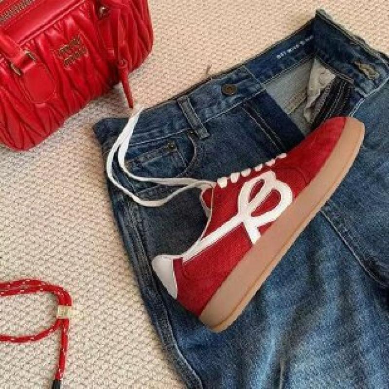 

Vintage Angola red inner height increase moral training shoes women s 2025 autumn and winter new casual board shoes sports platform Forrest Gump shoes 35 красный