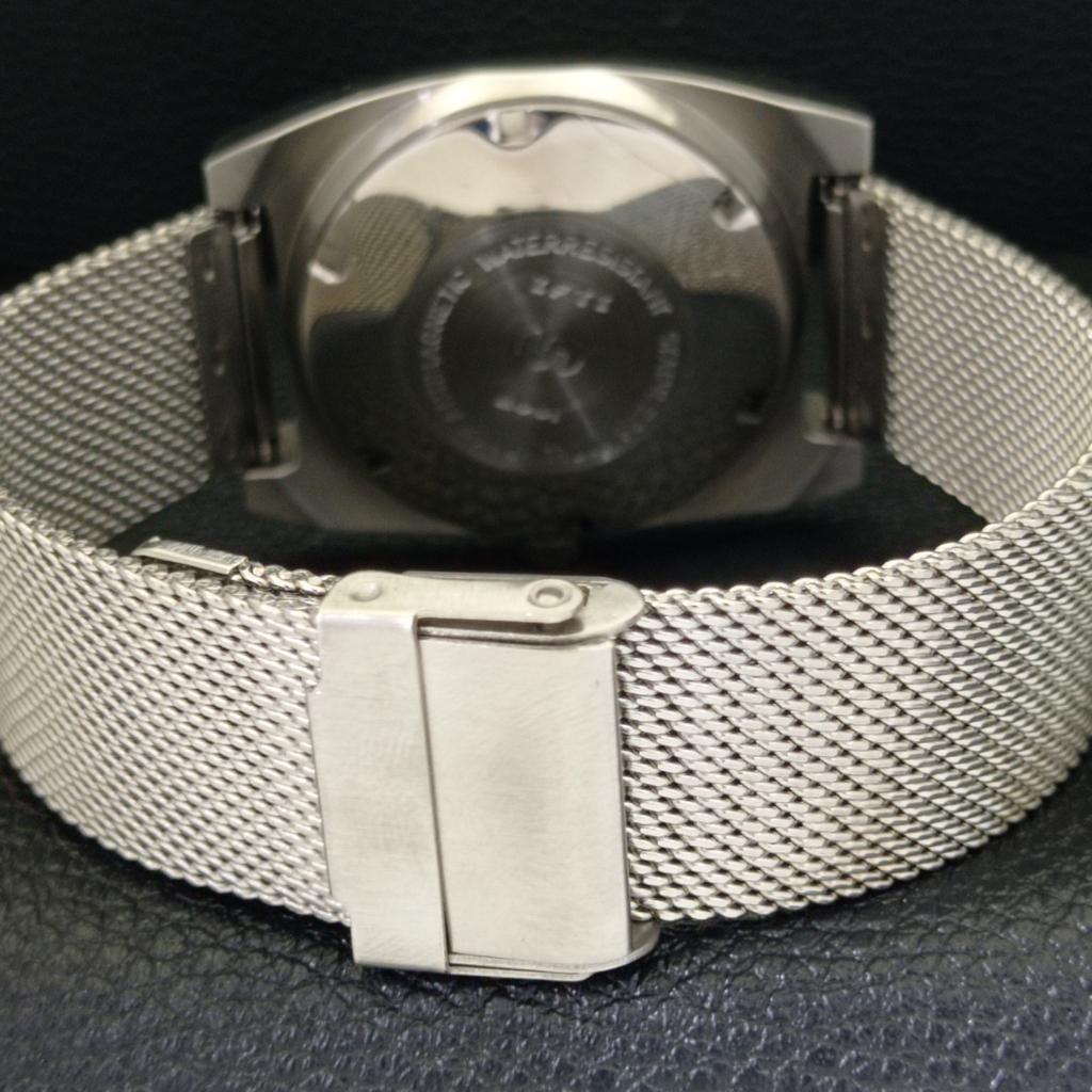 VINTAGE TRESSA AUTOMATIC SWISS MENS BLACK COLOR DIAL WATCH A436457-2 R129-a436457