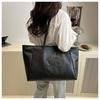 Women's Large Capacity Fashion Tote 2025: Versatile Shoulder & Underarm Bag