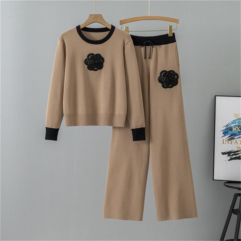 

Осенне-зимний вязаный костюм с цветочным узором, женский, вязаная рубашка с круглым вырезом, брюки с широкими штанинами, темпераментный комплект из двух предметов One Size хаки