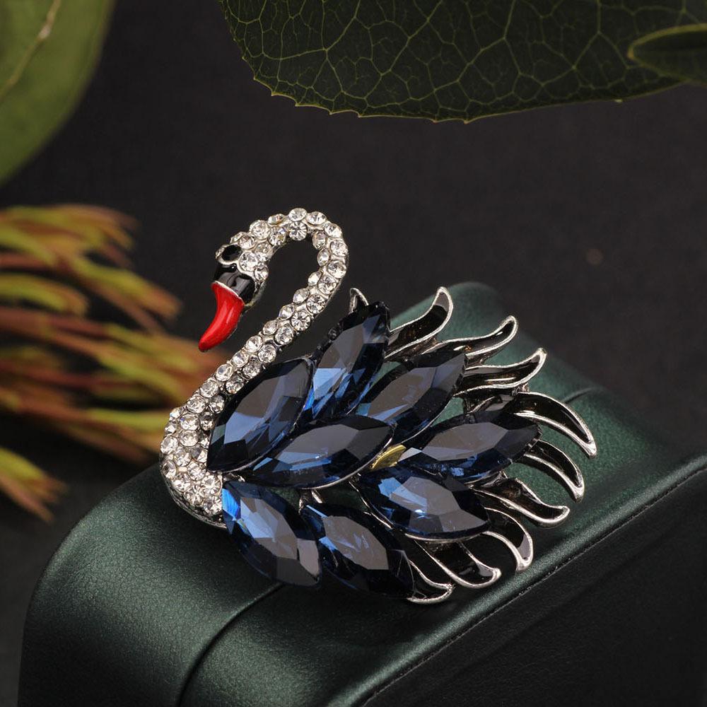 Elegancka niebieska korsaż do garnituru: Bauhinia Perła Broszka Pin zapobiegający ekspozycji dla kobiet