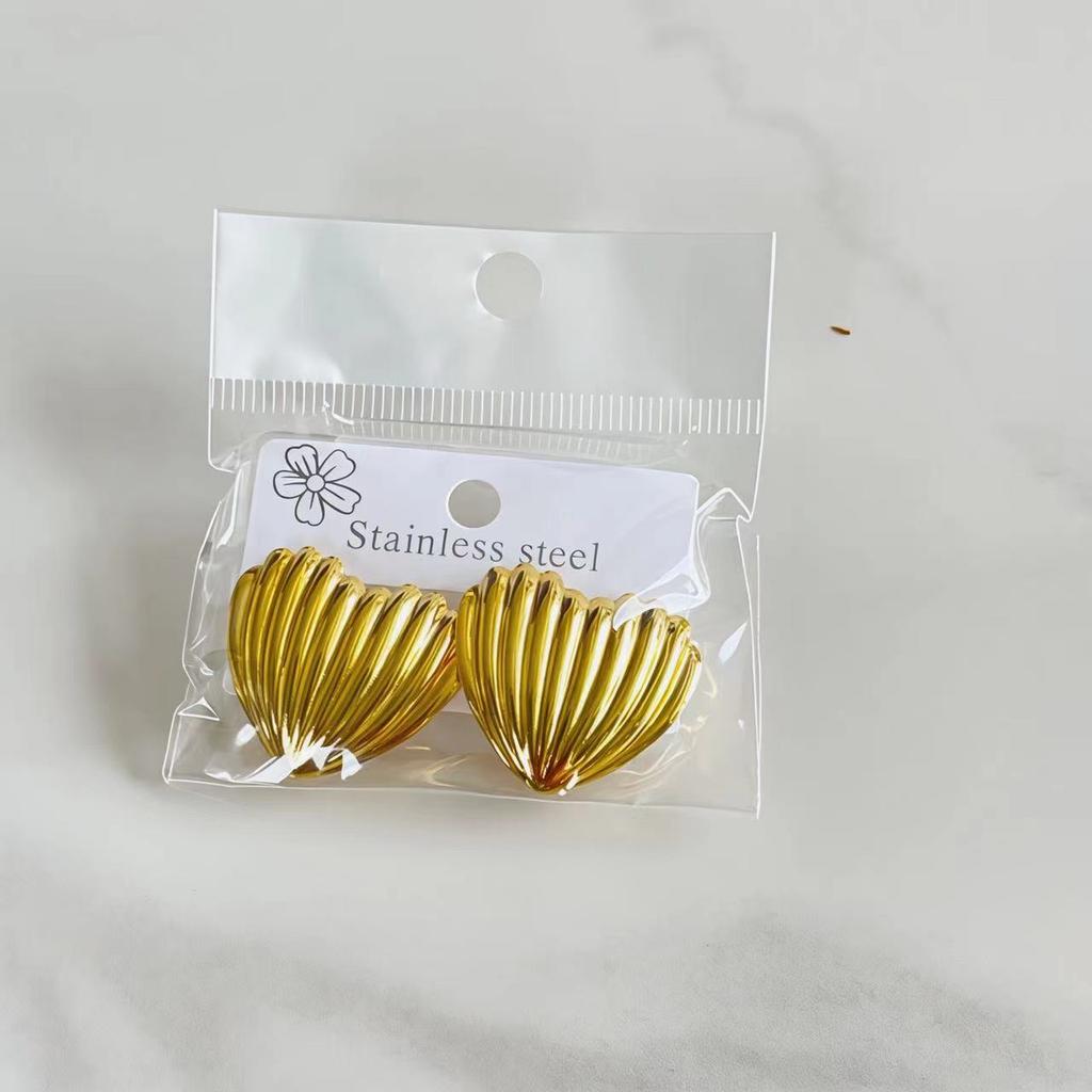 18K Gold Plated Stainless steel Waterproof Heart Stud Earrings, Bold Vintage Chunky Jewelry for Women