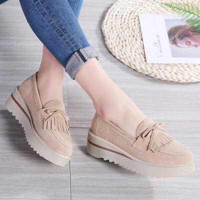 Scarpe Singole Monocolore Europee e Americane Nuovi Arrivi 2024 Suola Spessa Tacco Inclinato Slip-on Casual Taglie Forti Scarpe Singole da Donna